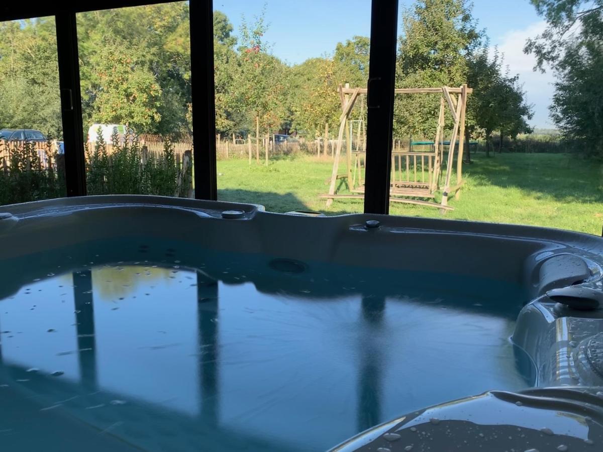 Apartment De Porrel Unit Met Prive Jacuzzi, En Sauna Polsbroek