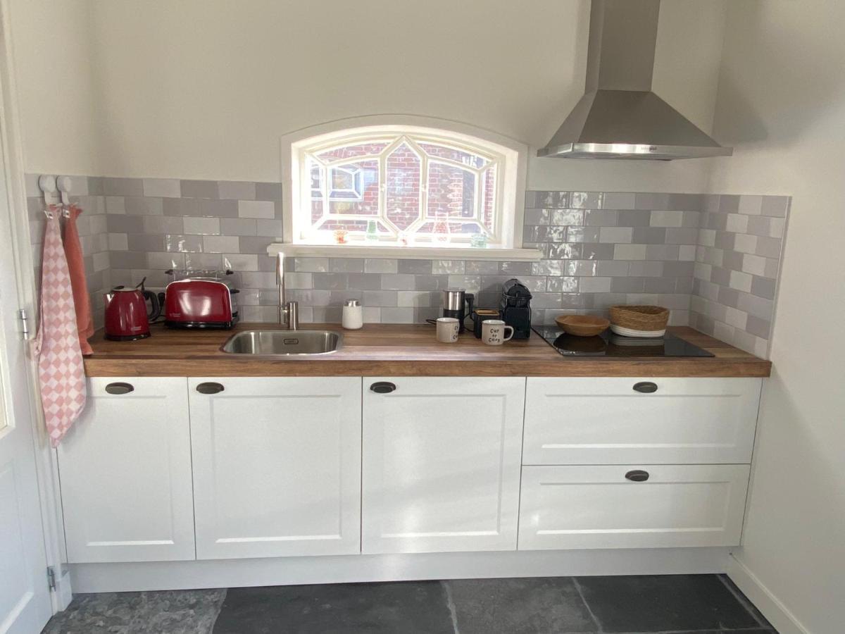 Appartement De Porrel Unit Met Prive Jacuzzi, En Sauna Polsbroek